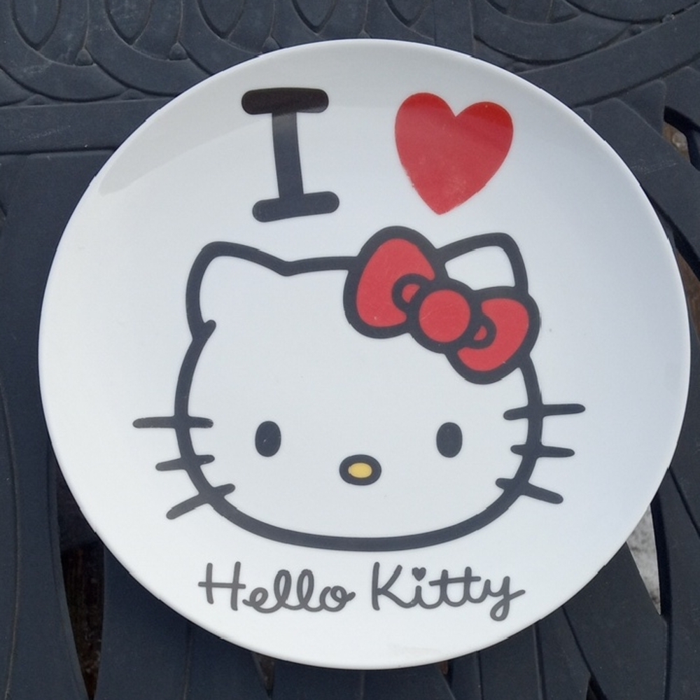 Sanrio Hello Kitty Plate